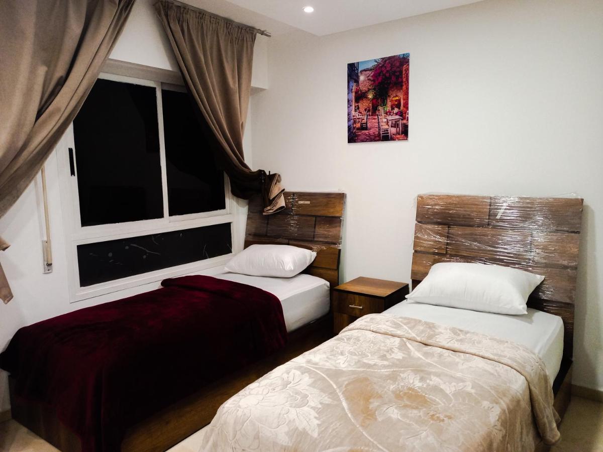 Amazing Appartement Au Centre Ville En Face Hilton - Gare Train 탕헤르 외부 사진