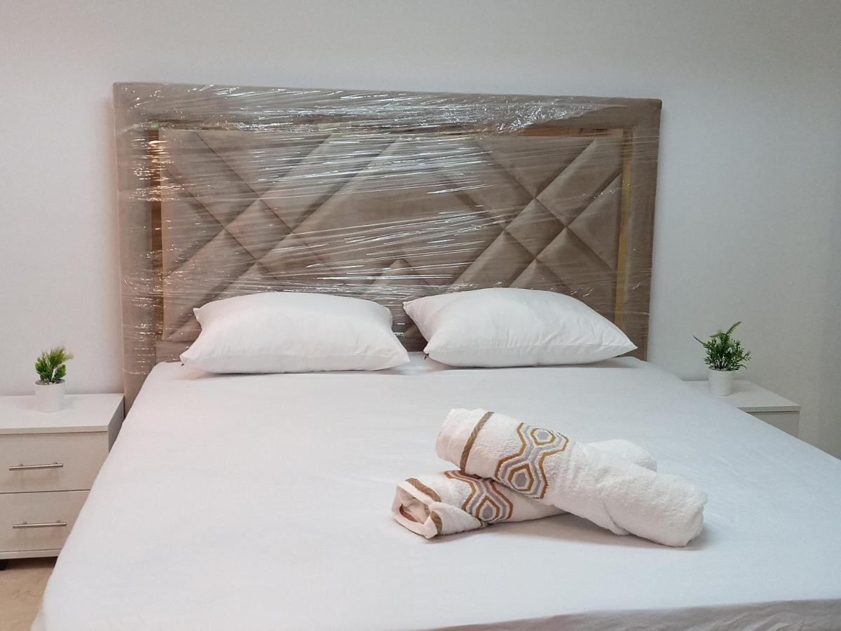 Amazing Appartement Au Centre Ville En Face Hilton - Gare Train 탕헤르 외부 사진