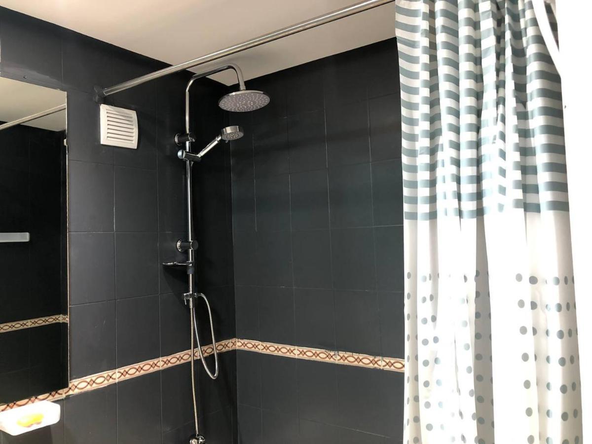 Amazing Appartement Au Centre Ville En Face Hilton - Gare Train 탕헤르 외부 사진