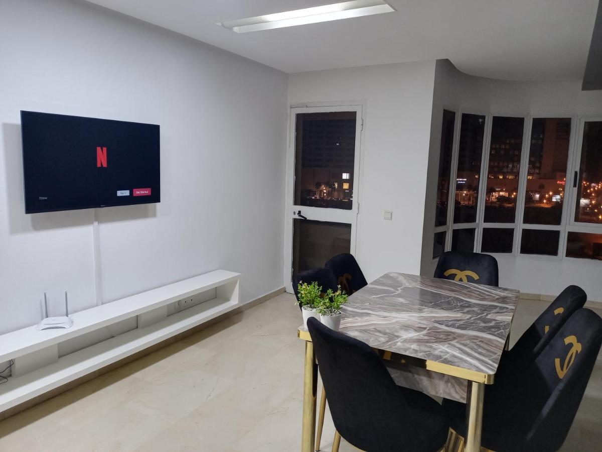 Amazing Appartement Au Centre Ville En Face Hilton - Gare Train 탕헤르 외부 사진