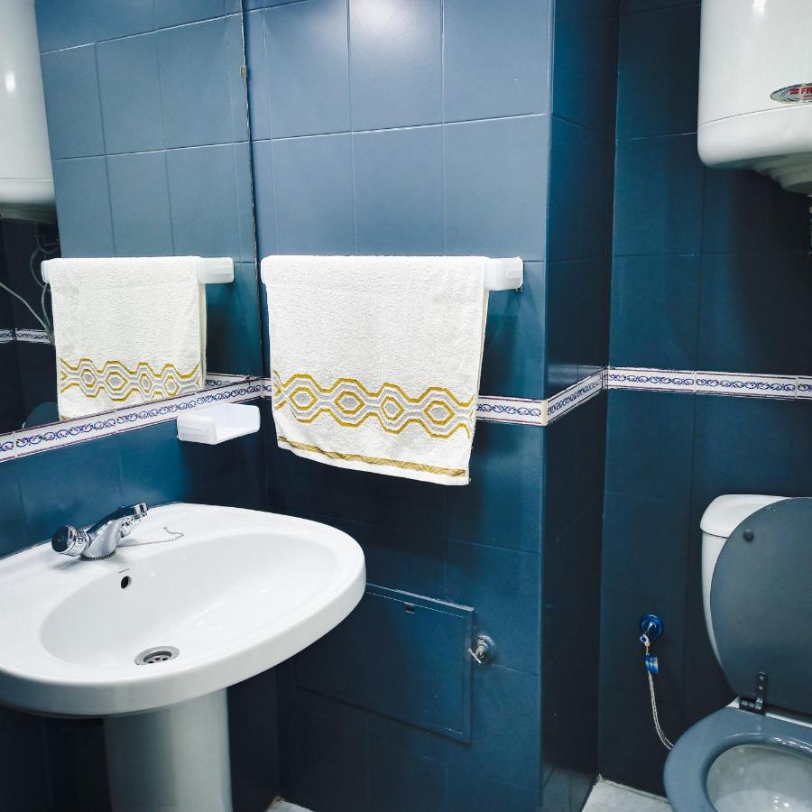 Amazing Appartement Au Centre Ville En Face Hilton - Gare Train 탕헤르 외부 사진